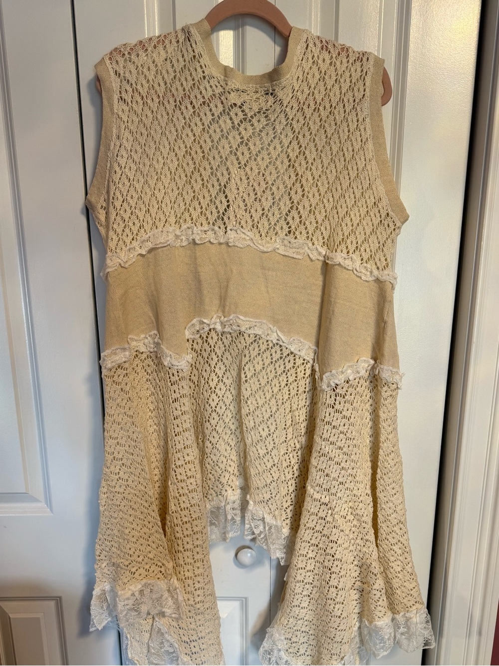 💕POL Boho Open-Front Crochet Cardigan in Cream with Lace Trim - Picture 6 of 6